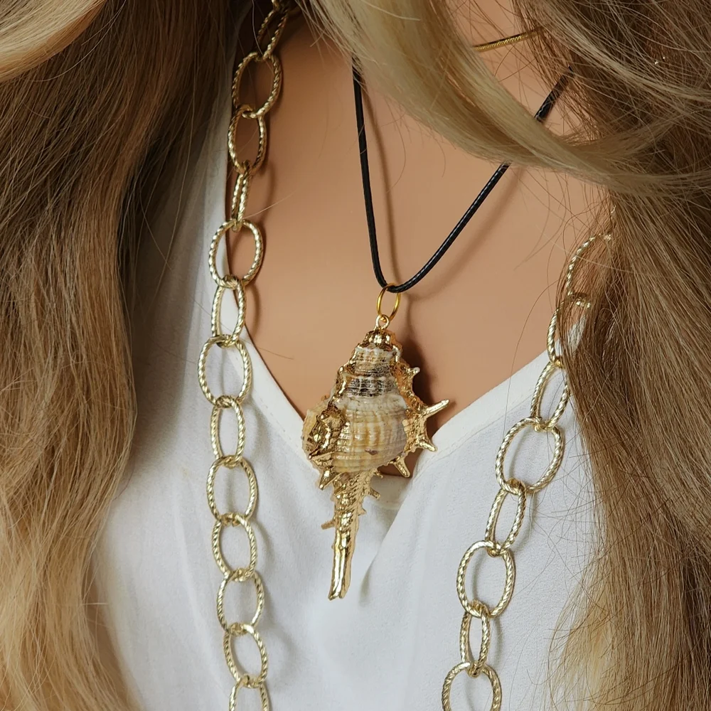 Free People Jewelry Genuine Ocean Shell Gold Boho Hypoallergic Black cord